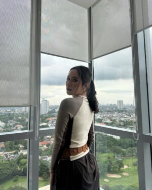 Satine Zaneta Instagram - ningrum satine =