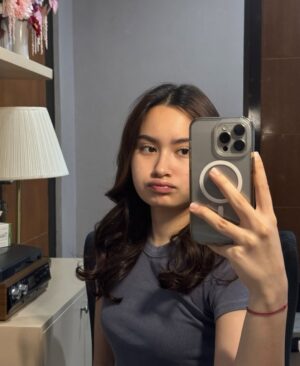 Satine Zaneta Instagram - dipilih dengan metode acak;
