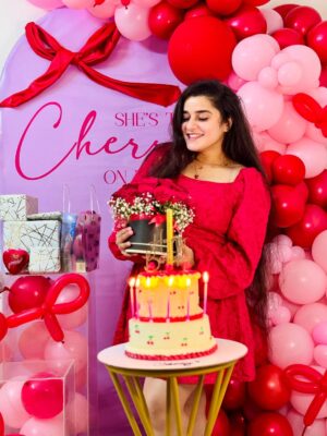 Satya Singh Instagram - 25.07.25♥️💫✨🎂
Another year, another layer of me. Unwrapped by time, softened by love, and shaped by faith🕉️🙏🏻Still here, still growing, still glowing and for that I’m deeply thankful❤️
#onegratefulsoul #aheartfullofthanks🙏