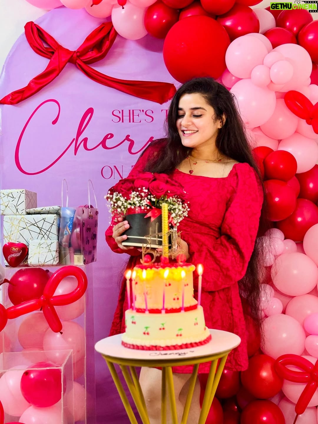 Satya Singh - 4.7K Likes - 25.07.25♥️💫✨🎂

Another year, another layer of me. Unwrapped by time, softened by love, and shaped by faith🕉️🙏🏻Still here, still growing, still glowing and for that I’m deeply thankful❤️
 #onegratefulsoul #aheartfullofthanks🙏