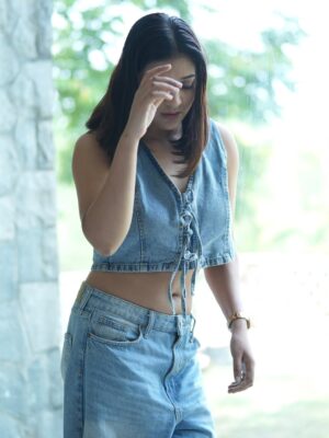 Sawan Rupowali Instagram - Saiyaara 💫

Makeup & hair by @sapna_celebritymakeupartist 

Clicked by @dextter.17