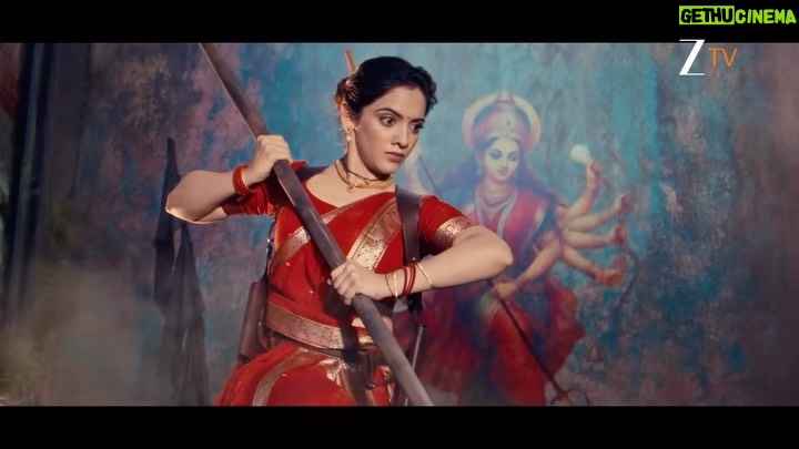 Sayantani Ghosh - 22.1K Likes - Kabhi Maa Gauri si saral-saumya hai, toh kabhi Mahishasura Mardini si raudra hai.

Dekhiye #Jagadhatri bahut jald, sirf #ZeeTV par.

#Jagadhatri #Promo #AapkaApnaZeeTV