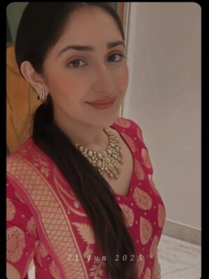 Sayyeshaa Saigal Instagram - My best friend’s wedding! Such a fulfilling weekend! 😍😍

#wedding#indianwedding#weekend#bestfriend#family#love#forever#makingmemories