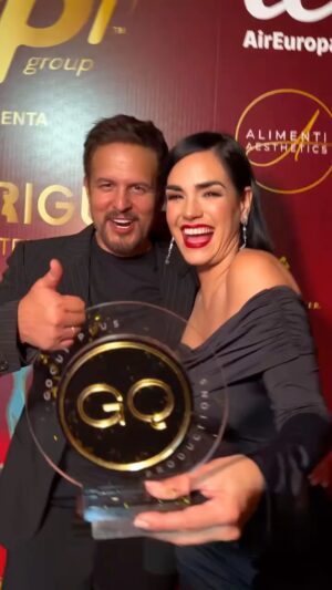 Scarlet Ortiz Instagram - Noche hermosaaaa!! Graciasss @goquiplusproductions @sandraquintero_oficial @tacariguadeorousa por este bello reconocimiento “Personalidad del Año 2025” súper agradecida!!! 
Graciasss a @danncreator por este súper video 🙌🏻👏🏻🎉 eres un éxito!