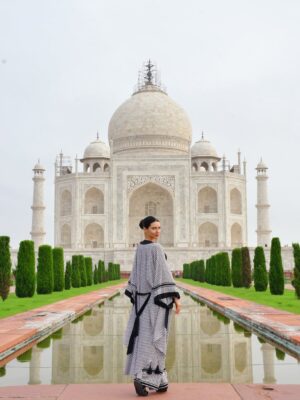 Scarlett Mellish Wilson Instagram - 2 Decades in the making - TAJ MAHAL at last 🤍 

You were breathtaking ✨ 

#TajMahal #SevenWonders #IncredibleIndia