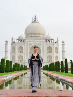 Scarlett Mellish Wilson Instagram - 2 Decades in the making - TAJ MAHAL at last 🤍 

You were breathtaking ✨ 

#TajMahal #SevenWonders #IncredibleIndia