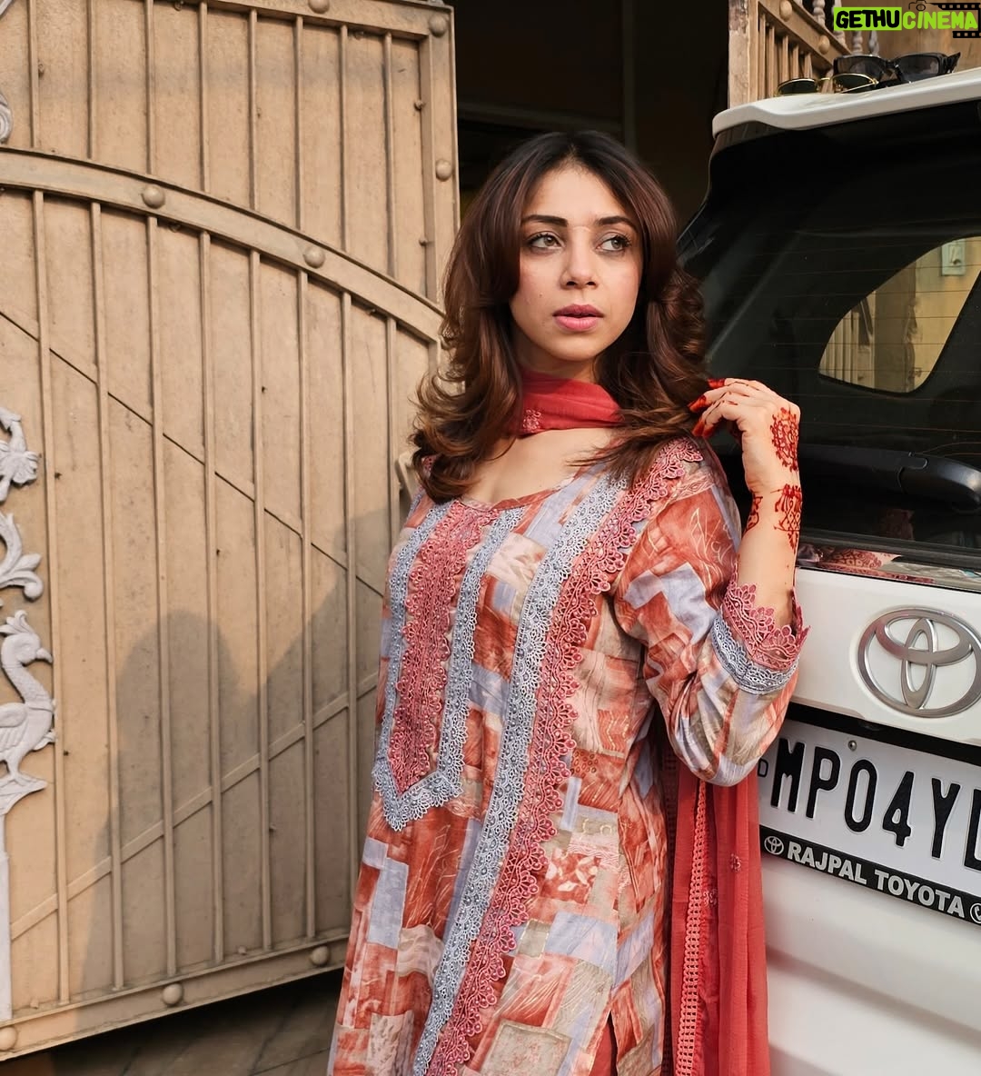 Sehrish Ali - 1.6K Likes - Eid Mubarak to all of you ✨❤️
 From our family to yours 🌙🌙🌙
.
.
.
.
.
.
.

#eid #eidmubarak #ramadan #eidcollection #fashion #love #muslim #pakistan #islam #eiduladha #eidoutfit #instagram #eidaladha #instagood #trending #eidgifts #allah #eidulfitr #bhopal #henna #wedding #quran #india #happyeid #muslimah #mehndi #hajj #india  #Sehrishali