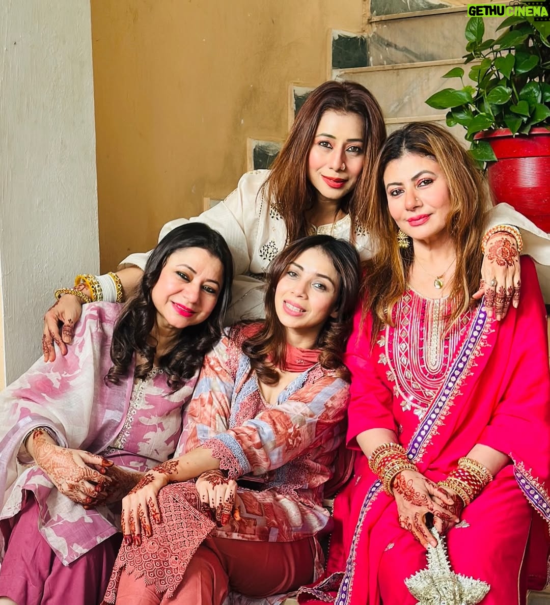 Sehrish Ali - 1.6K Likes - Eid Mubarak to all of you ✨❤️
 From our family to yours 🌙🌙🌙
.
.
.
.
.
.
.

#eid #eidmubarak #ramadan #eidcollection #fashion #love #muslim #pakistan #islam #eiduladha #eidoutfit #instagram #eidaladha #instagood #trending #eidgifts #allah #eidulfitr #bhopal #henna #wedding #quran #india #happyeid #muslimah #mehndi #hajj #india  #Sehrishali