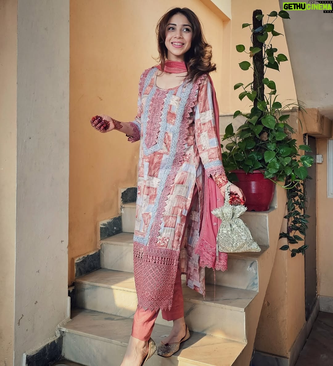 Sehrish Ali - 1.6K Likes - Eid Mubarak to all of you ✨❤️
 From our family to yours 🌙🌙🌙
.
.
.
.
.
.
.

#eid #eidmubarak #ramadan #eidcollection #fashion #love #muslim #pakistan #islam #eiduladha #eidoutfit #instagram #eidaladha #instagood #trending #eidgifts #allah #eidulfitr #bhopal #henna #wedding #quran #india #happyeid #muslimah #mehndi #hajj #india  #Sehrishali
