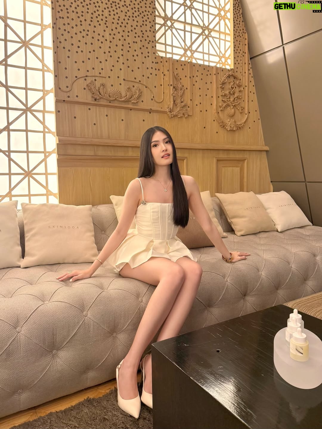 Sela Guia - 4.6K Likes - Ampoules and cocktails 🧚🏻
@skin1004philippines @skin1004official