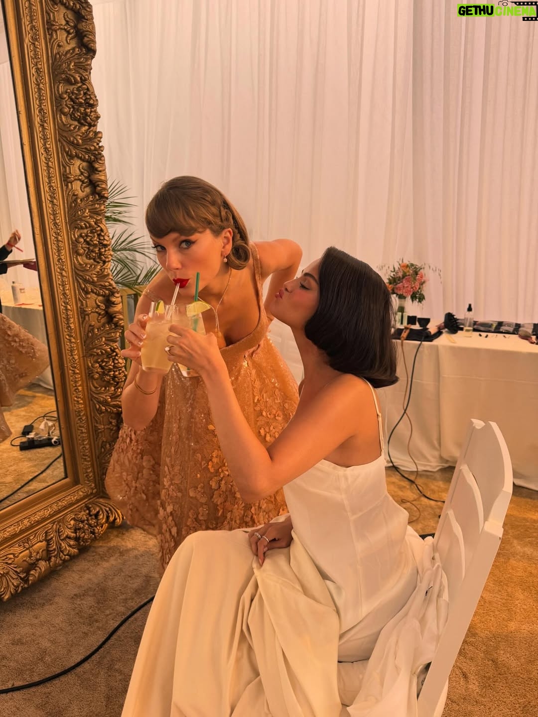Selena Gomez - 11.9 Million Likes - In honor of SHOWGIRL .. blessed to have you by my side almost 20 years later gator! I love you @taylorswift forever and always