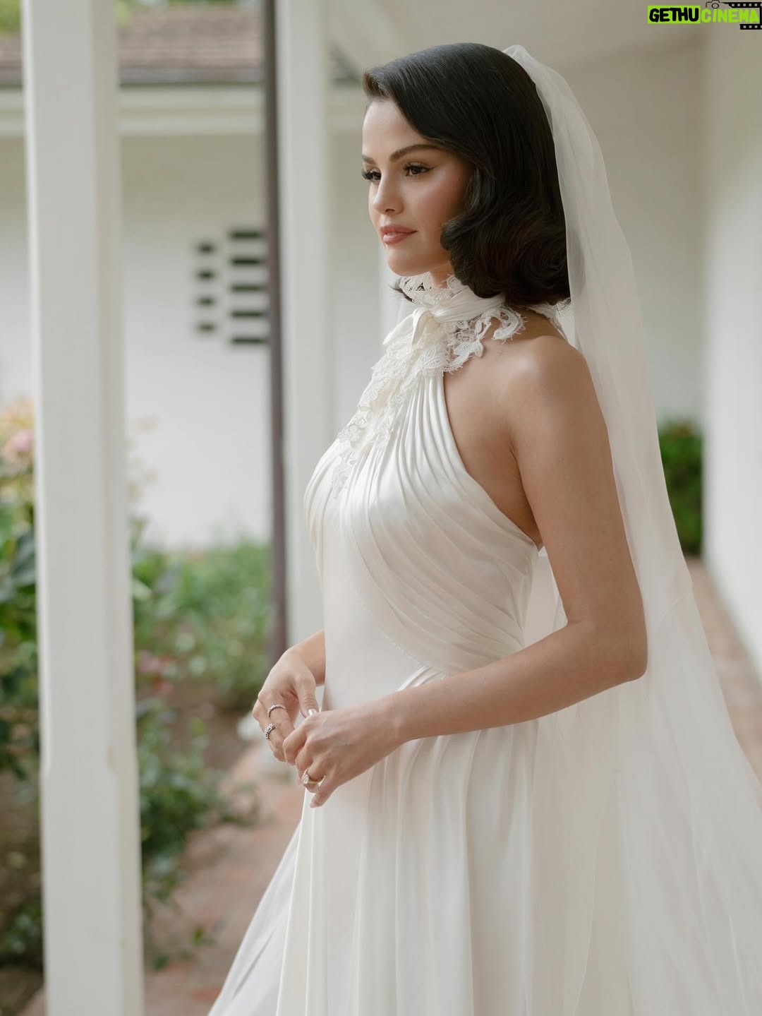Selena Gomez - 20.4 Million Likes - @ralphlauren 🤍 @itsbennyblanco 🤍 @rarebeauty