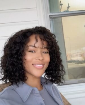 Serayah Instagram - Love conquers ALL! ❤️
RUTH & BOAZ #1
Swipe for some bts moments ✨
HMU @naedidmyhair @makeupbythynna
💃🏽 @mayaaaishaa
Have you watched yet??