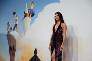Shailene Woodley Instagram - grazie mille #VeniceFilmFestival for giving our disco action film a home 

MOTOR CITY 

@fendi
@bvlgari 
@rogervivier 

@alexandraimgruth 
@cami.arnaud 
@nicovincistudio 

🪩🪩🪩