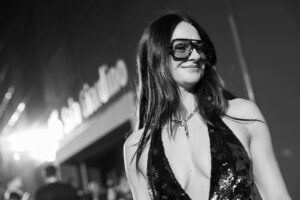 Shailene Woodley Instagram - grazie mille #VeniceFilmFestival for giving our disco action film a home 

MOTOR CITY 

@fendi
@bvlgari 
@rogervivier 

@alexandraimgruth 
@cami.arnaud 
@nicovincistudio 

🪩🪩🪩