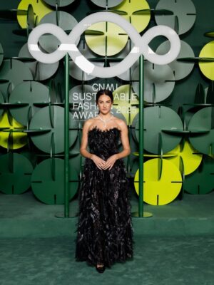 Shailene Woodley Instagram - i was so honored to host this years CNMI sustainable fashion awards at the historic Teatro Alla Scala. the intersection between fashion nature is so close to my heart … there IS a path forward as exampled by the houses celebrated this year. it brings me hope. (also, spending an entire evening on stage at La Scala is something i will remember for the rest of my life!!!) (thank you!!)
#cnmisustainablefashionawards