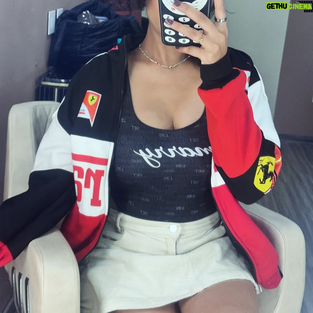 Shailja Mishra - 3 Likes - Jacket - @exotix.in ❤️