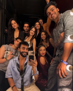 Shailja Mishra Instagram - Last slide is my fav ❤️