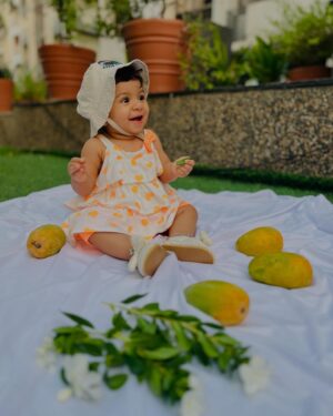 Shailu Mehta Instagram - 🤍🧡Crawling our way into new adventures daily 🚼✨🤍🧡
🤍🧡Happy 10month 🤍🧡
#sprashkipranshi😘♥️
.
.
#snappylovers👻💕 #instapic #instamood #instafashionista #cute #baby #babylove