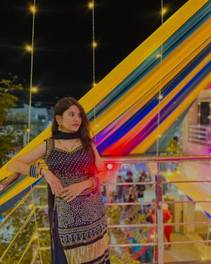 Shailu Mehta Instagram - 💙🦋🧿
.
.
#snappylovers👻💕 #instagood #instafashion #instalove #instagram
