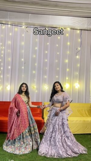 Shailu Mehta Instagram - ❤️BHABHI - NANAD❤️
.
.
#snappylovers👻💕 #love #reels #instagram #instagood #instafashion #explore #trending #viral #fashion #wedding #weddingvibes