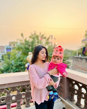 Shailu Mehta Instagram - 💝
.
.
#sparshkipranshi😘♥️ #snappylovers👻💕 #fun #uttarayan #uttarayan2025 ♦️🪁🥰
