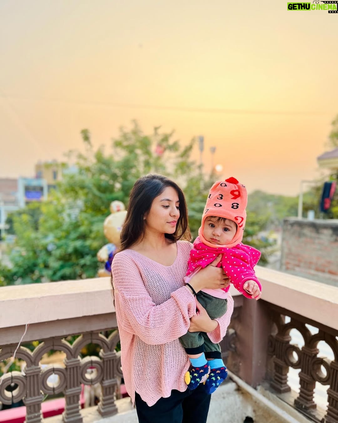 Shailu Mehta - 3 Likes - 💝

.

.

#sparshkipranshi😘♥️ #snappylovers👻💕 #fun #uttarayan #uttarayan2025 ♦️🪁🥰