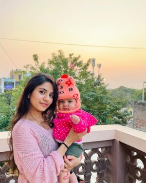 Shailu Mehta Instagram - 💝
.
.
#sparshkipranshi😘♥️ #snappylovers👻💕 #fun #uttarayan #uttarayan2025 ♦️🪁🥰