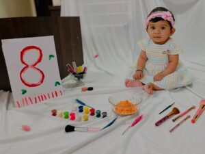 Shailu Mehta Instagram - Making memories with my little one at 8 months is simply priceless . . . 💕🎨
#sparshkipranshi😘♥️
.
.
#cute #instagram #womensfashion