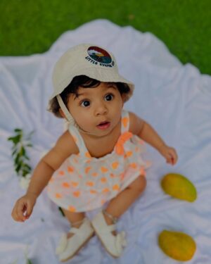 Shailu Mehta Instagram - 🤍🧡Crawling our way into new adventures daily 🚼✨🤍🧡
🤍🧡Happy 10month 🤍🧡
#sprashkipranshi😘♥️
.
.
#snappylovers👻💕 #instapic #instamood #instafashionista #cute #baby #babylove