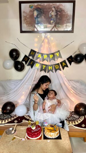Shailu Mehta Instagram - 🎈🎂🌸
.
.
#snappylovers👻💕 #reels #insta #insfashion #instagram #instagood