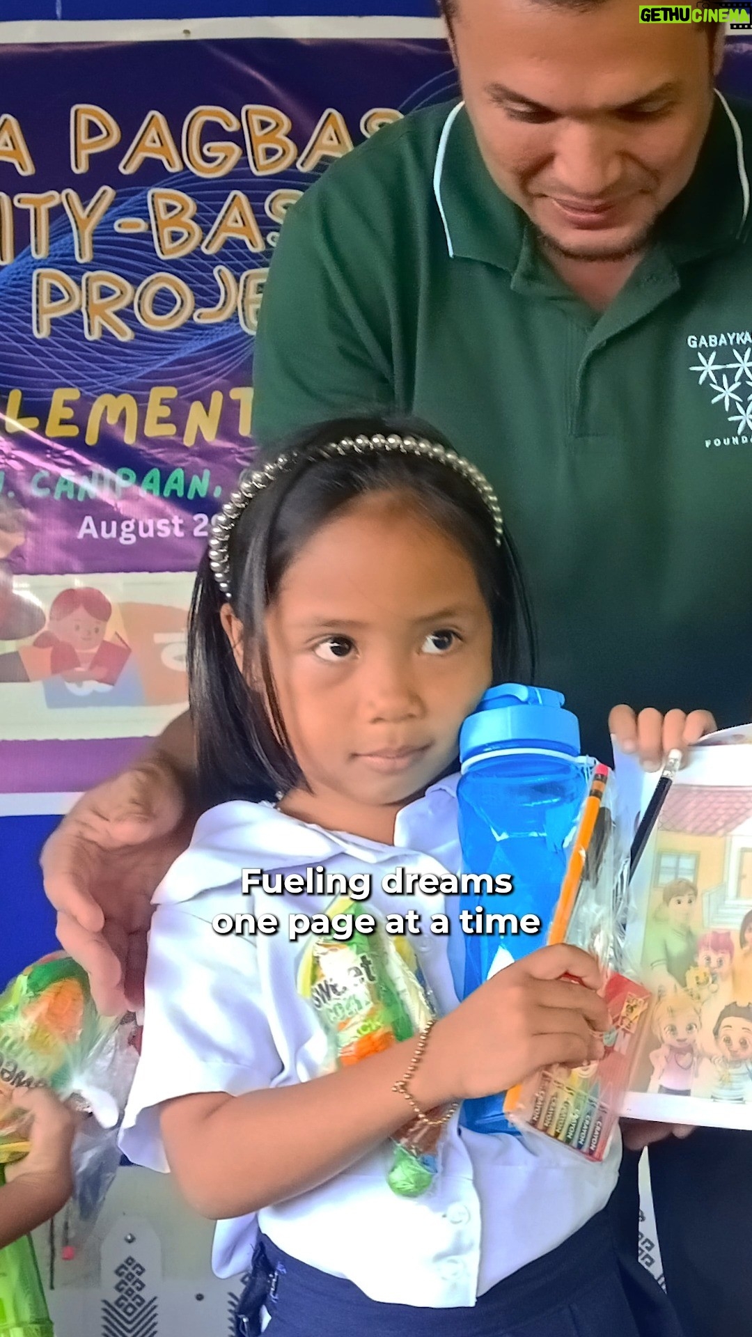 Shaina Magdayao - 196 Likes - From remote classrooms with no books to joyful children discovering new stories—this is the impact of the 𝐁𝐨𝐨𝐤 𝐂𝐚𝐫𝐚𝐯𝐚𝐧.
Together, we can fuel more dreams and bring hope to even the farthest schools. 🌱

👉 Support our mission today:
 📧 𝐦𝐚𝐢𝐥@𝐠𝐚𝐛𝐚𝐲𝐤𝐚𝐥𝐢𝐧𝐠𝐚.𝐜𝐨𝐦 | 📞  𝟔𝟑 𝟗𝟖𝟓 𝟏𝟐𝟓 𝟖𝟔𝟐𝟑

#GabayKalingaFoundation #StrongerTogether #BookCaravan
