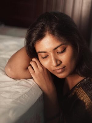 Shamni Mahe Instagram - காரிகை ✨

@portraitsbysaran 🤍