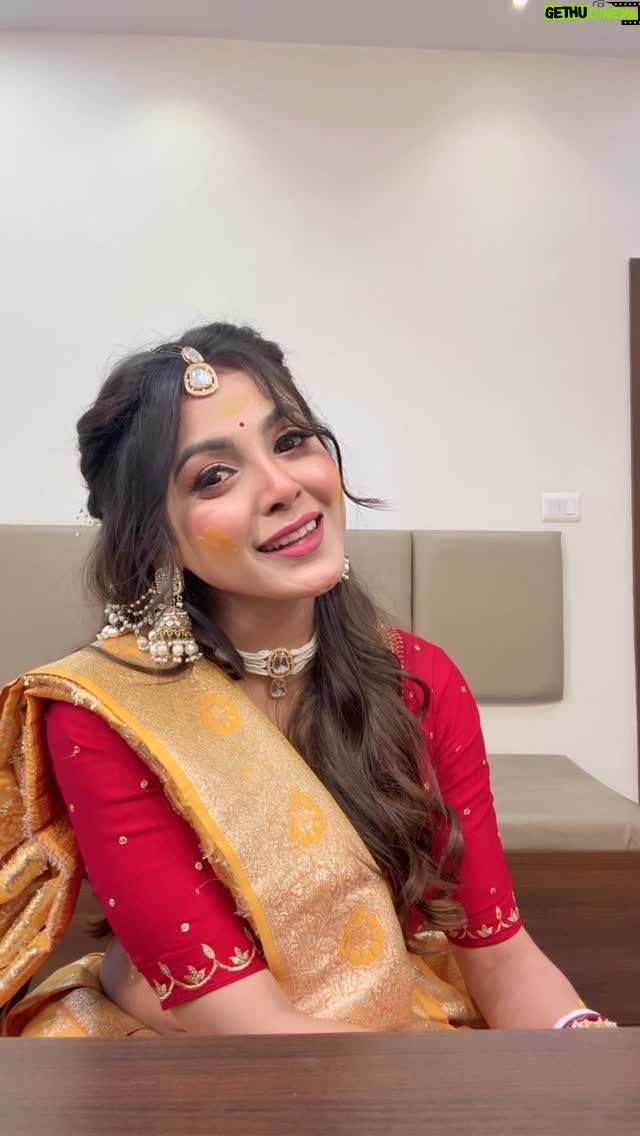 Sharly Modak - 58K Likes - MADHUBANI 🤗
Dekhchen to “Tui Amar Hero” 
Only on @zeebanglaofficial