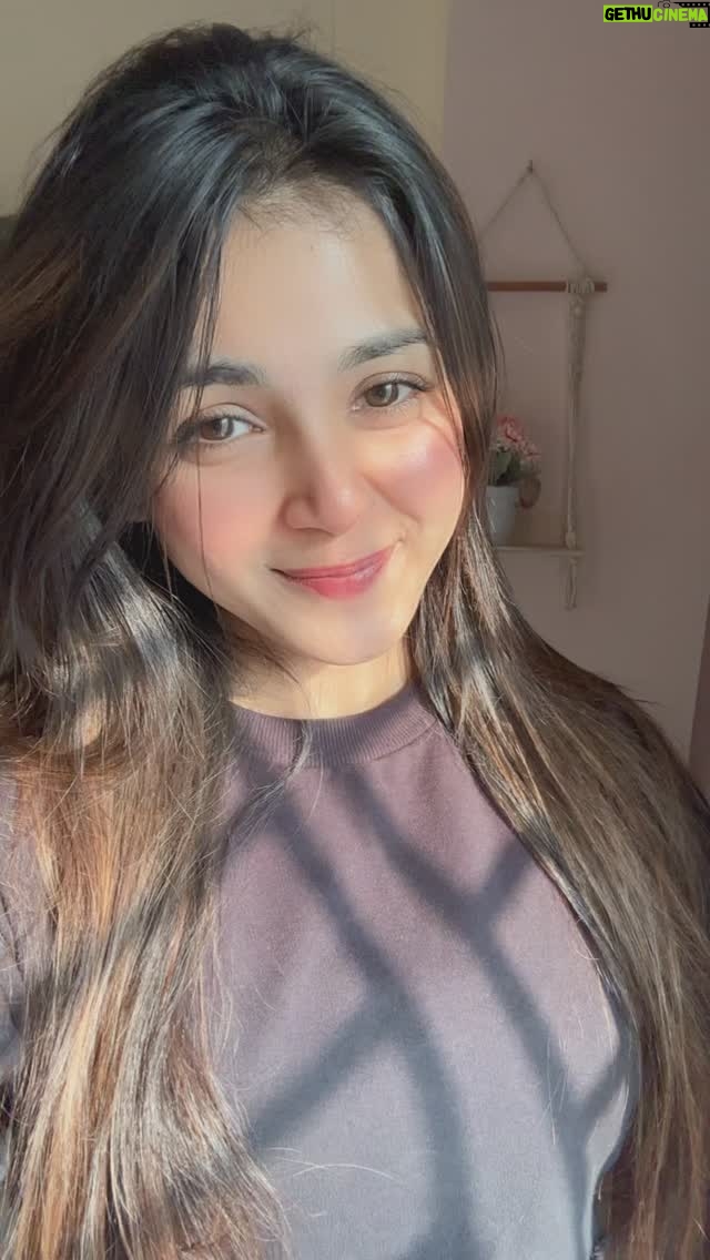 Sharly Modak - 11K Likes - Ichhe holo ❤️
