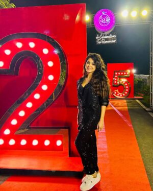Sharly Modak Instagram - Really feel blessed to be a part of such a successful journey, cheers to 25th birth anniversary of @zeebanglaofficial

Thank you @designs.joy ❤️❤️❤️