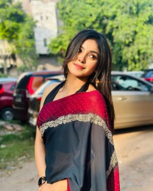 Sharly Modak Instagram - SHALINI… This time with more power 🖤❤️
@jayantisen99 love you ❤️
#zeebangla #phulki #bengali #bengaliserial #actress #actorslife #sunkissed #positivity #goodday #ethnicwear