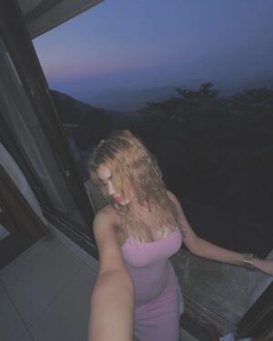 Shefali Bhavsar Instagram - On a date with mountains..🏔️