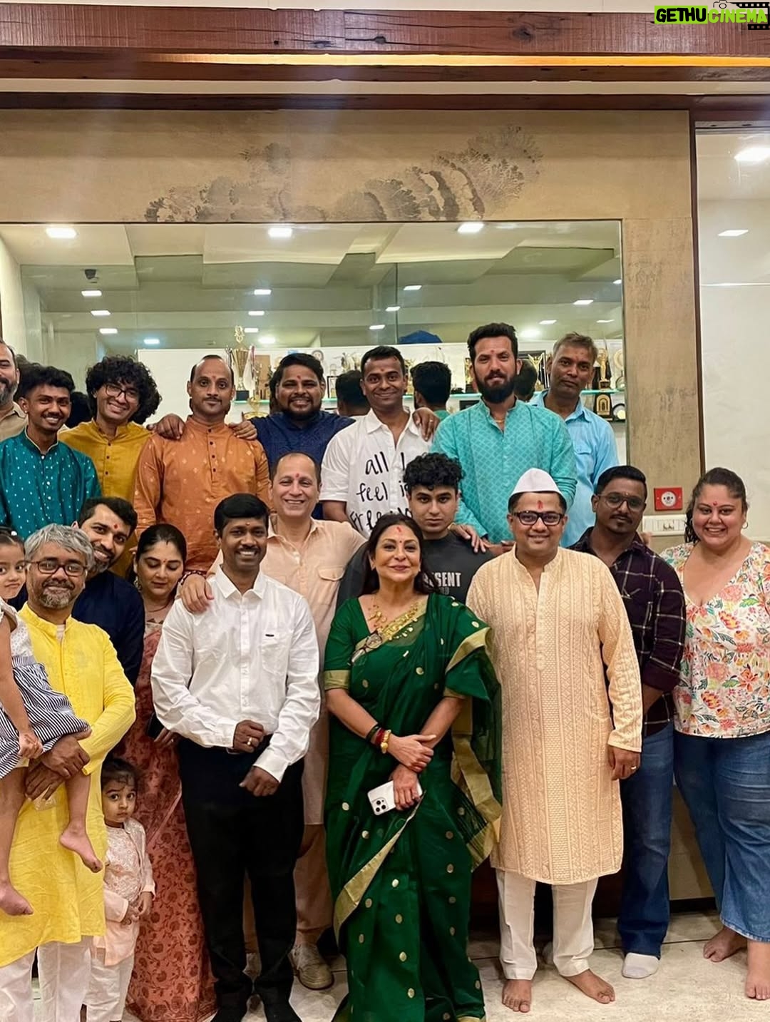 Shefali Shah - 43K Likes - A glimpse from our annual office Laxmi Puja ✨

@sunshinepicturesofficial @aashin_shah 

#DiwaliPuja #Diwali #Diwali2025 #Rituals