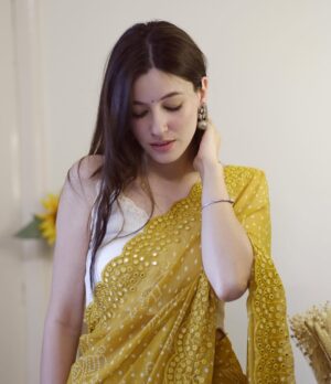 Shelle Sharma Instagram - 🌻
.
.
.
.
.
.
.
.
.
.
.
.
.
.
.
.
.
.
.
.
.
.
#yellowsaree #yellow #floral #flowers #ootd #sareelove #saree #traditional #ethnicwear #vibes #weekend #okbye
.
.