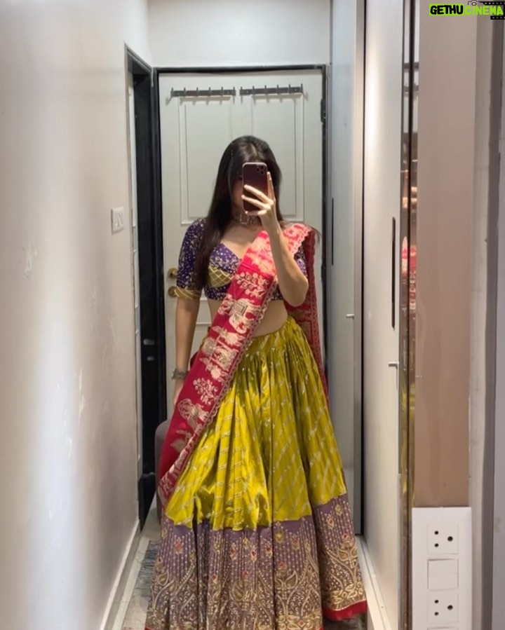 Sheran Ratnani - 4.1K Likes - Colour blocking for Garba night💜✨💗☘️
🏷️: @heer.boutique 
.
.
.
#garbaoutfit #weddingdiaries #gujaratiwedding #chaniyacholi #ethnicwear #indianwear #🧿