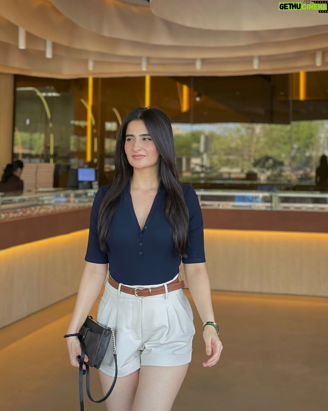 Sheran Ratnani - 5.5K Likes - Miss have it her way 🪬🕊️🕰️
.
.
.
#oldmoneyaesthetic #ootd #elegance #outfitinspiration #polo #timeless