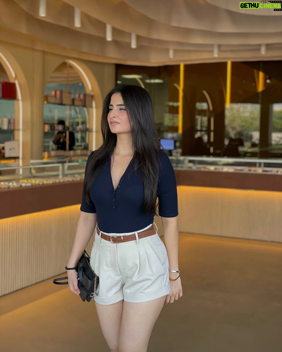 Sheran Ratnani - 5.5K Likes - Miss have it her way 🪬🕊️🕰️
.
.
.
#oldmoneyaesthetic #ootd #elegance #outfitinspiration #polo #timeless