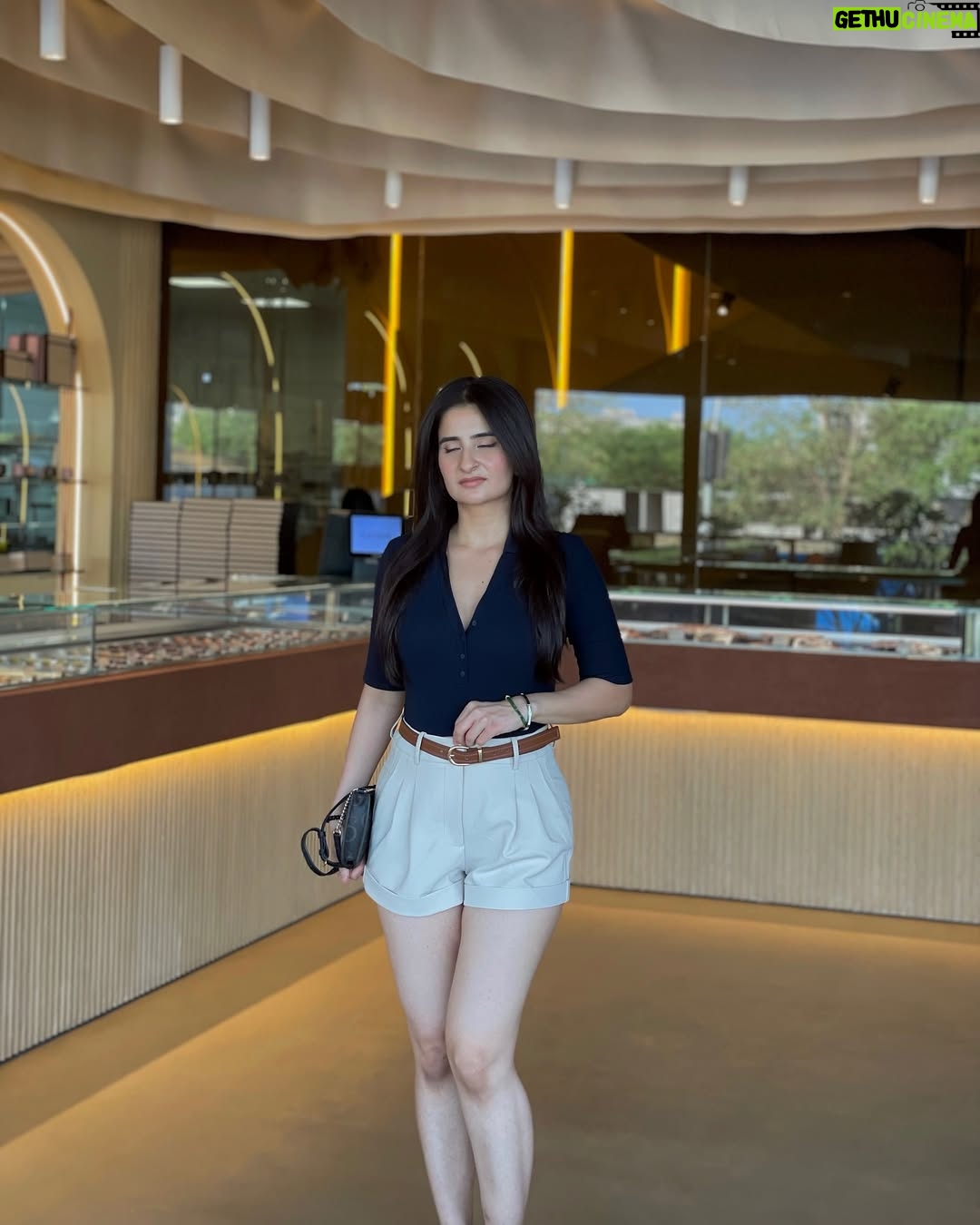 Sheran Ratnani - 5.5K Likes - Miss have it her way 🪬🕊️🕰️
.
.
.
#oldmoneyaesthetic #ootd #elegance #outfitinspiration #polo #timeless