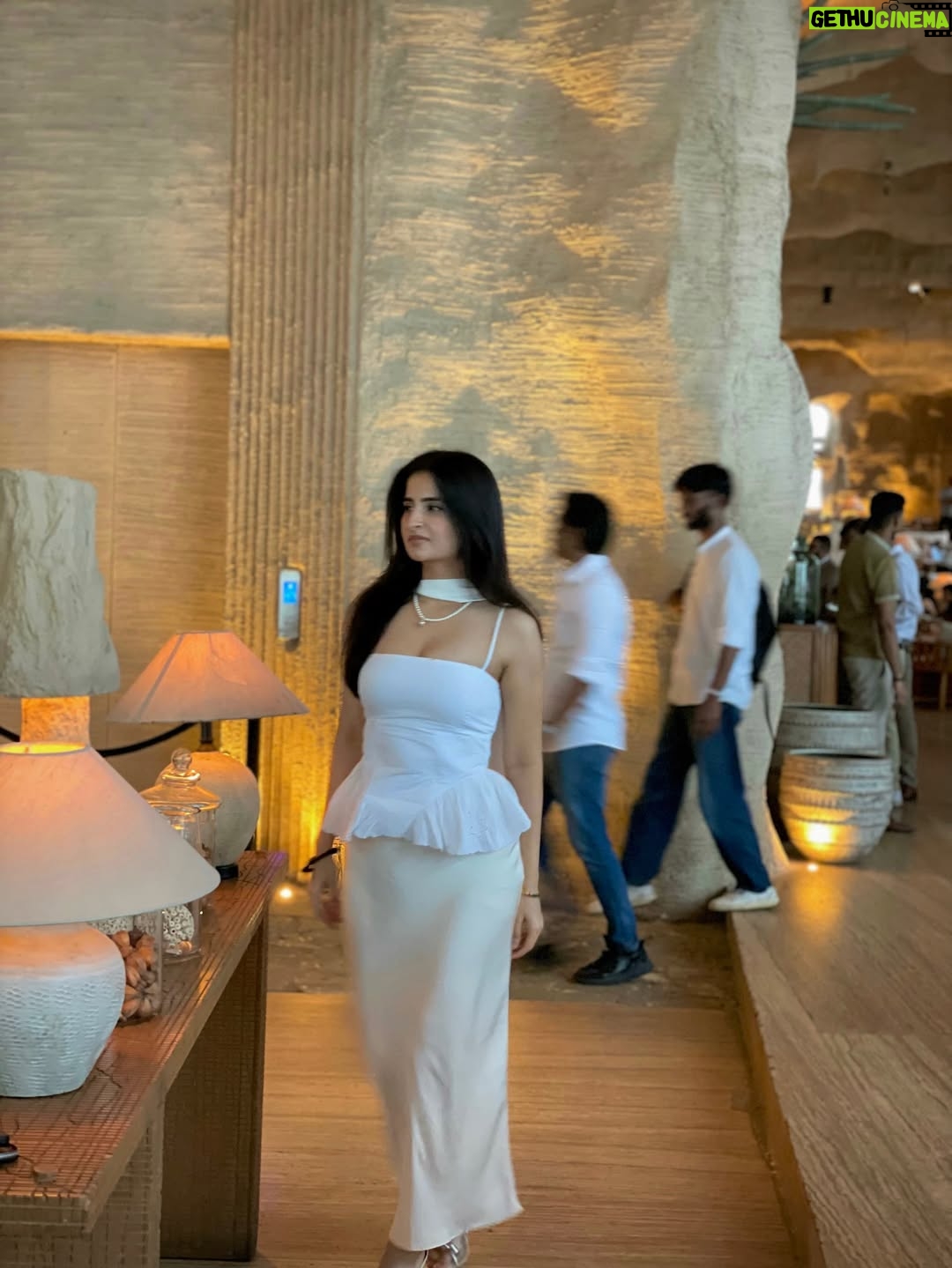 Sheran Ratnani - 5.5K Likes - The kind of quiet that doesn’t ask for attention ✨🕊️🤍
.
.
.
#ootd #sundowner #vacationfit #summervibes #outfitinspiration #oldmoneyaesthetic #whitedress #etherial #🧿