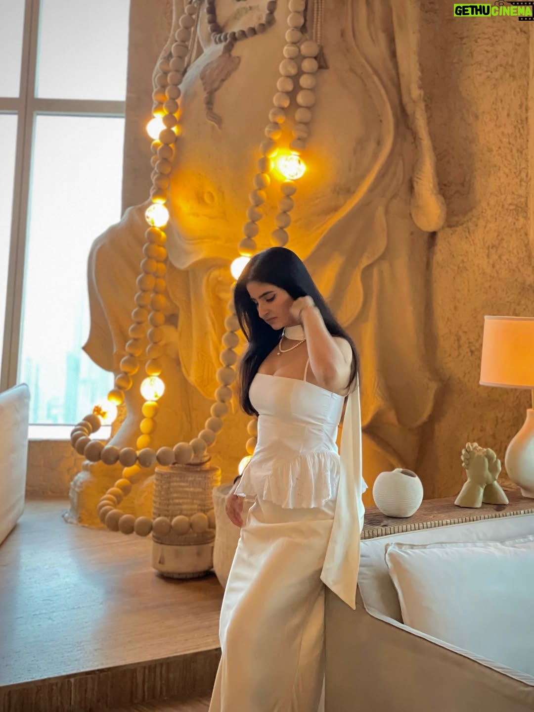 Sheran Ratnani - 5.5K Likes - The kind of quiet that doesn’t ask for attention ✨🕊️🤍
.
.
.
#ootd #sundowner #vacationfit #summervibes #outfitinspiration #oldmoneyaesthetic #whitedress #etherial #🧿