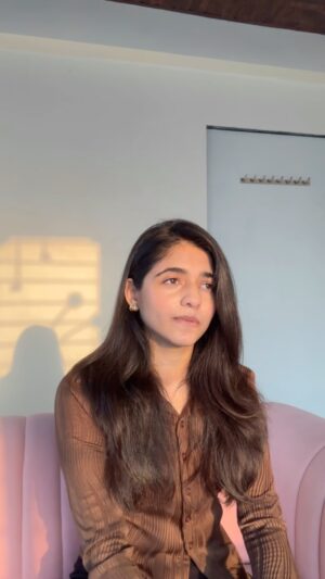 Shifa Solanky Instagram - Maybe in another universe we’ll find love🙂
.
.
.
.
.
.
.
.
.
.
.
.
.
.
.
#reels #relateablecontent #ourgeneration #relateablevideos #datingproblems