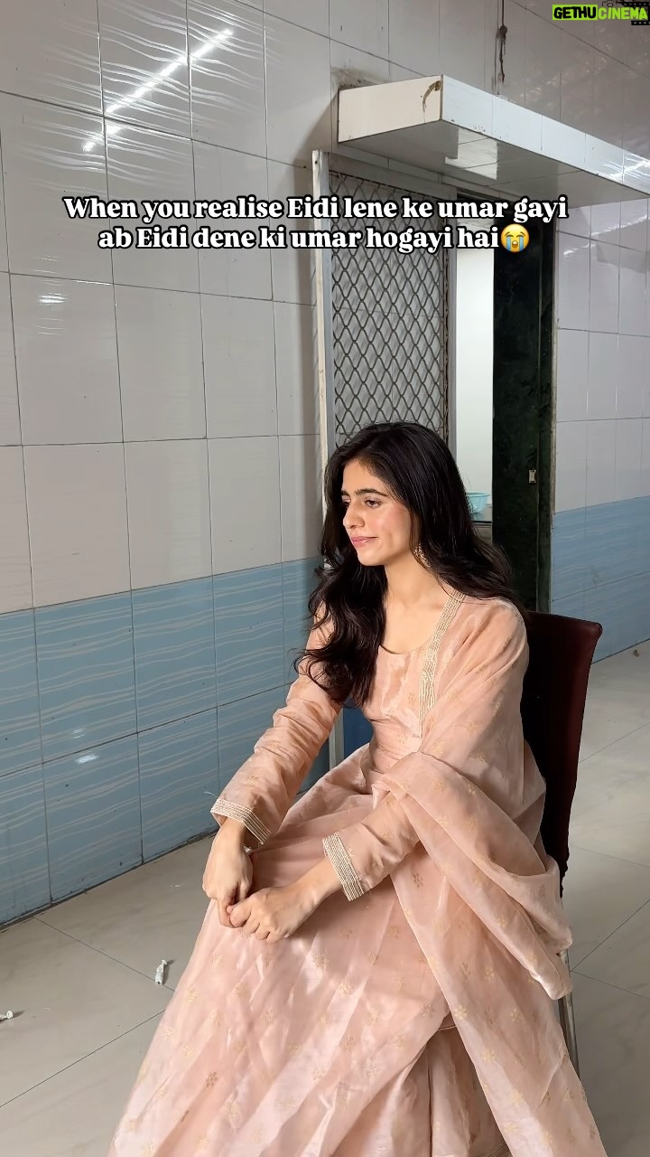 Shifa Solanky - 86.3K Likes - ₹500 Eidi mili, woh bhi bachon ko deni padi😭
.
.
.
.
.
.
.
.
.
.
#eidreels #relateablecontent #relateableposts #relateablememe #sadreality