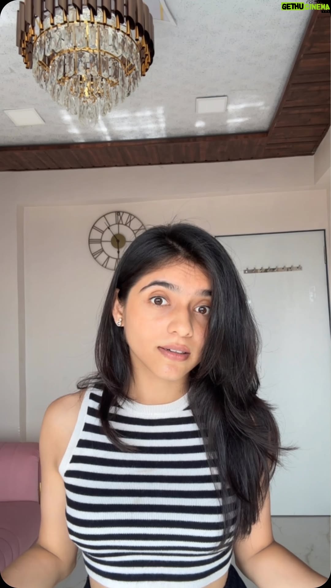 Shifa Solanky - 53.2K Likes - Skinny people unite🤝🏻😔
.
.
.
.
.
.
.
.
.
.
.
.
#reels #relateablecontent #relateableposts #relateablememe #relateabletweets
