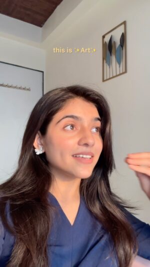Shifa Solanky Instagram - Am I the only one?🙂↔️
.
.
.
.
.
.
.
.
.
.
#reels #relateablecontent #relateableposts #amitheonlyone #girlcrush